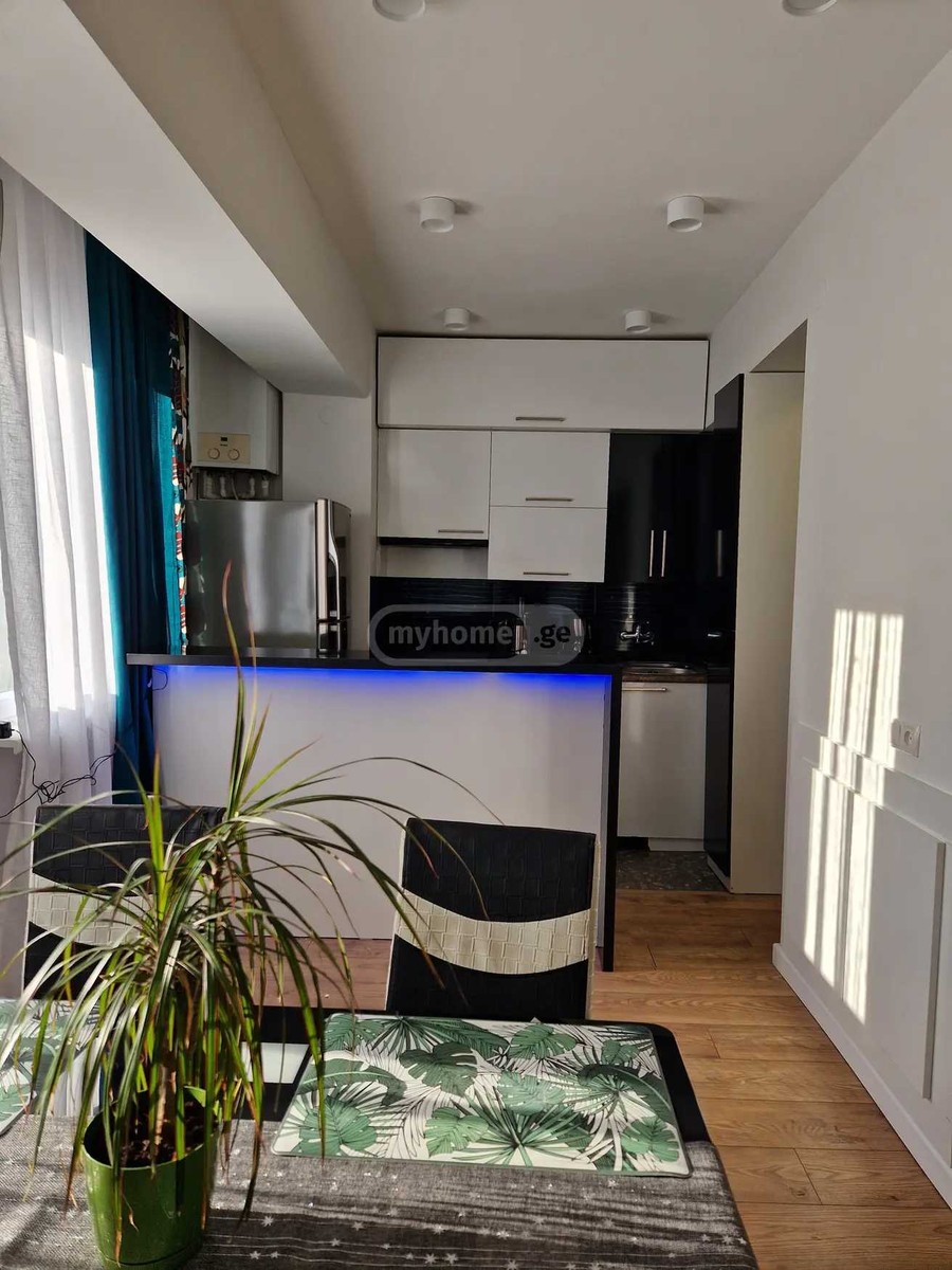 kavtaradze st. - 4 rooms