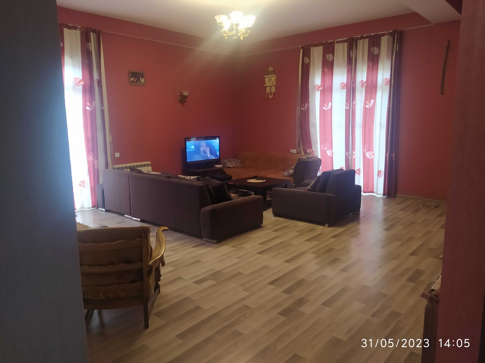 delisi st. 8 - 5 rooms
