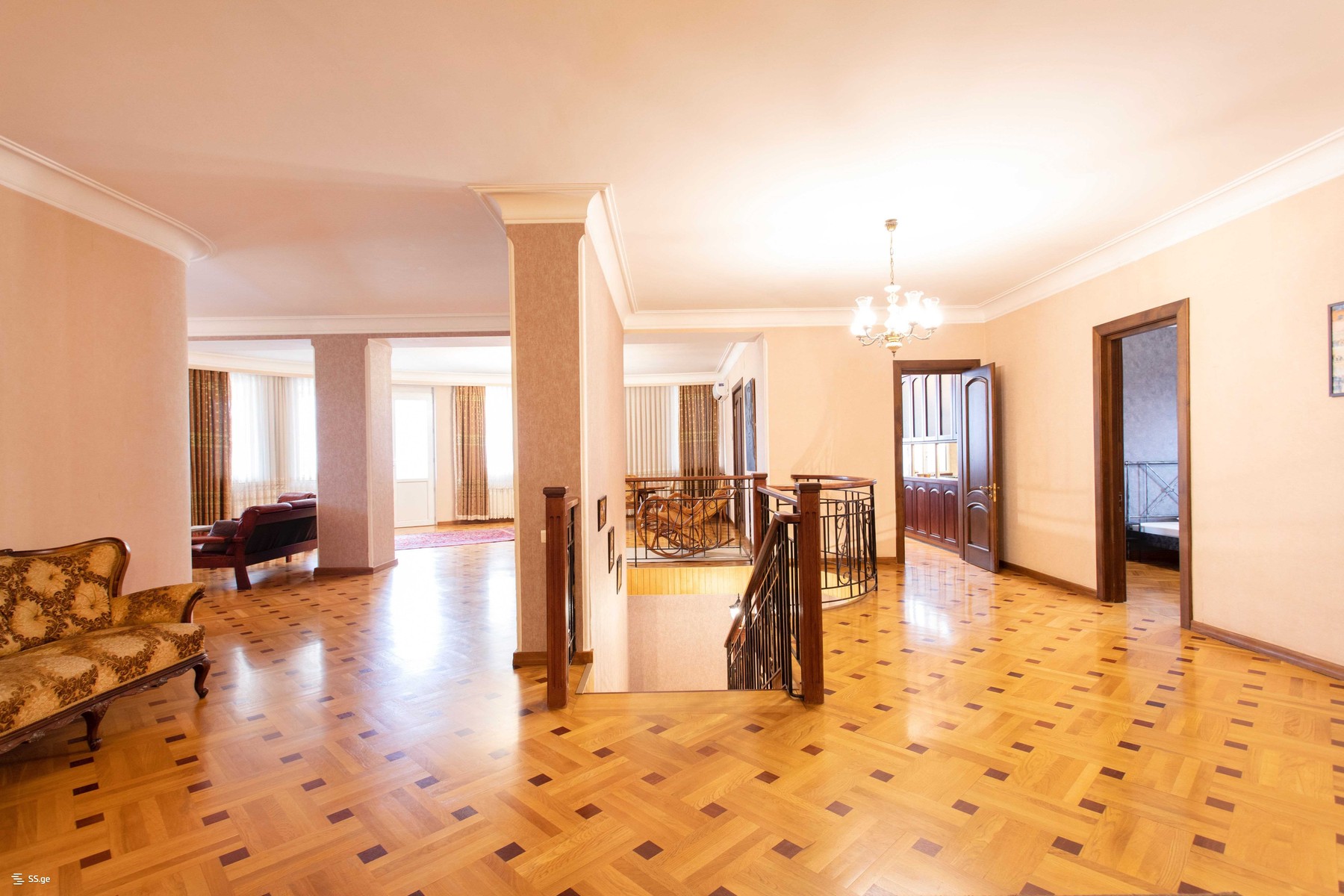 kostava st. - 6 rooms