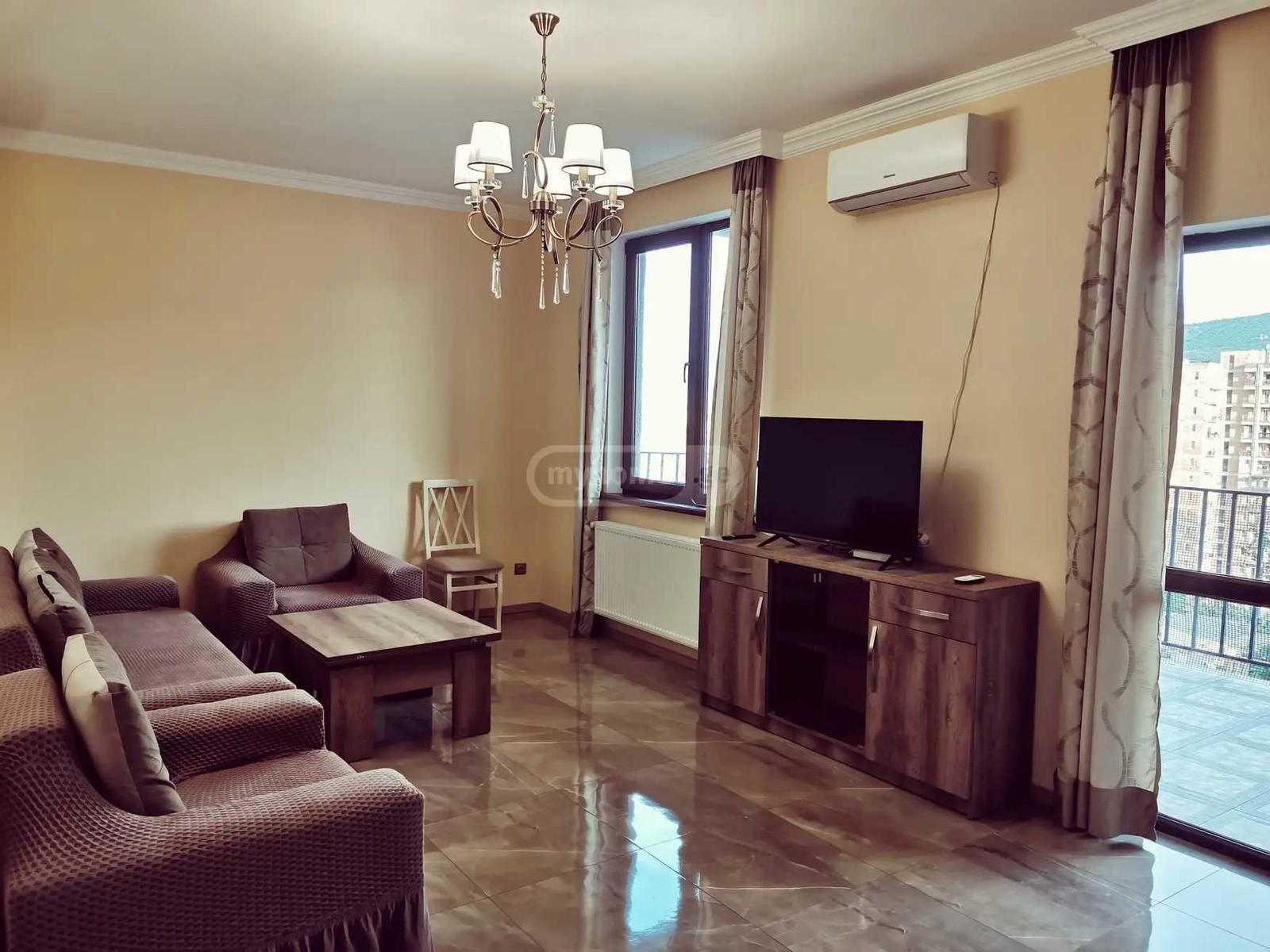 nucubidze st. 121 - 3 rooms