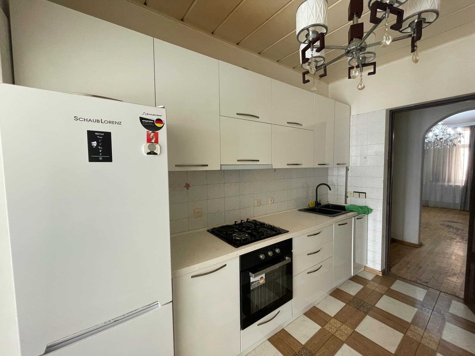 a. kereseliZi st. - 6 rooms