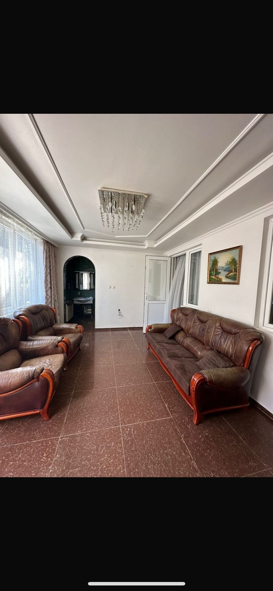 Adlia Street 134 - 6 rooms