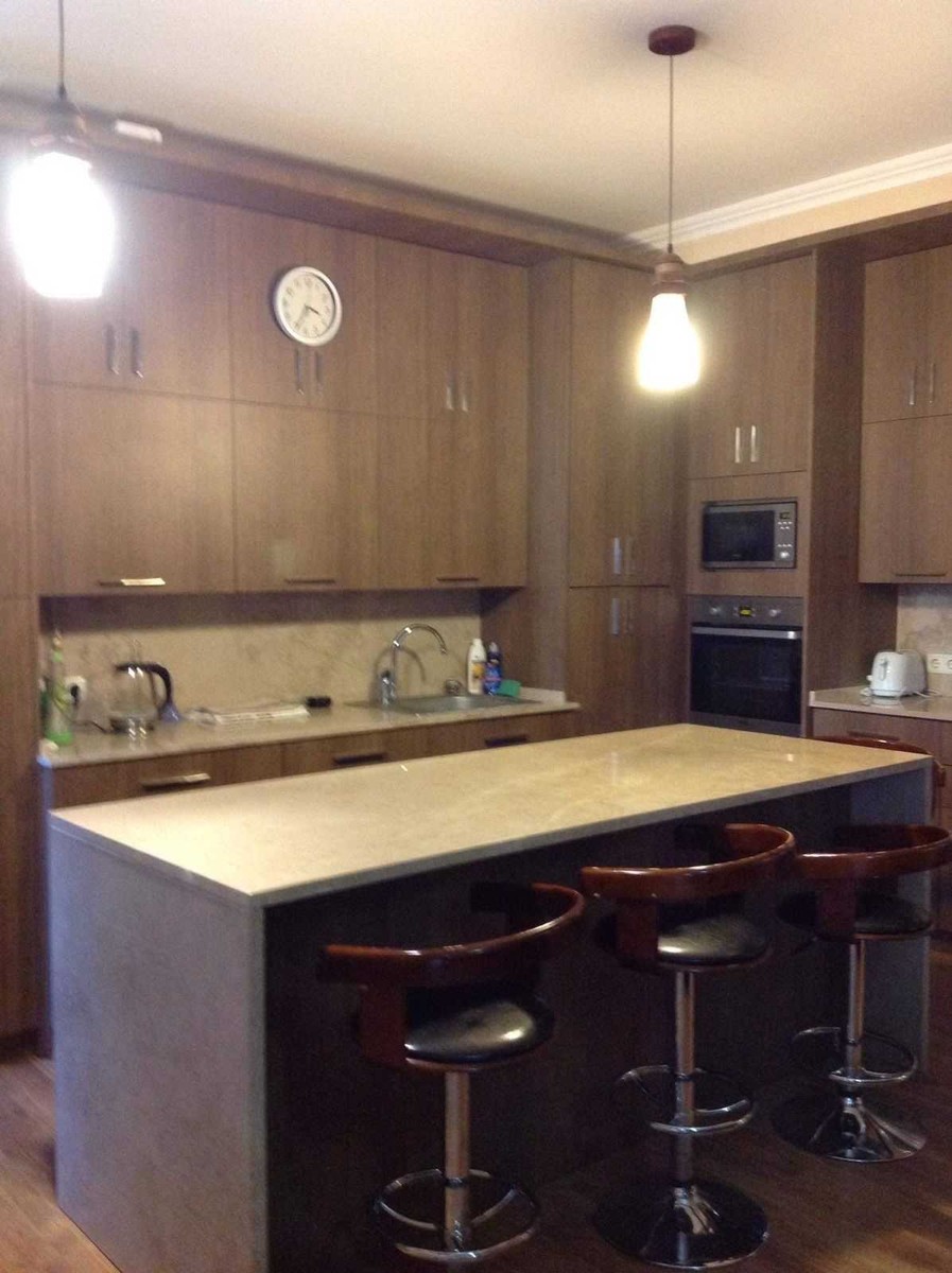 kandelaki st. 5 - 4 rooms