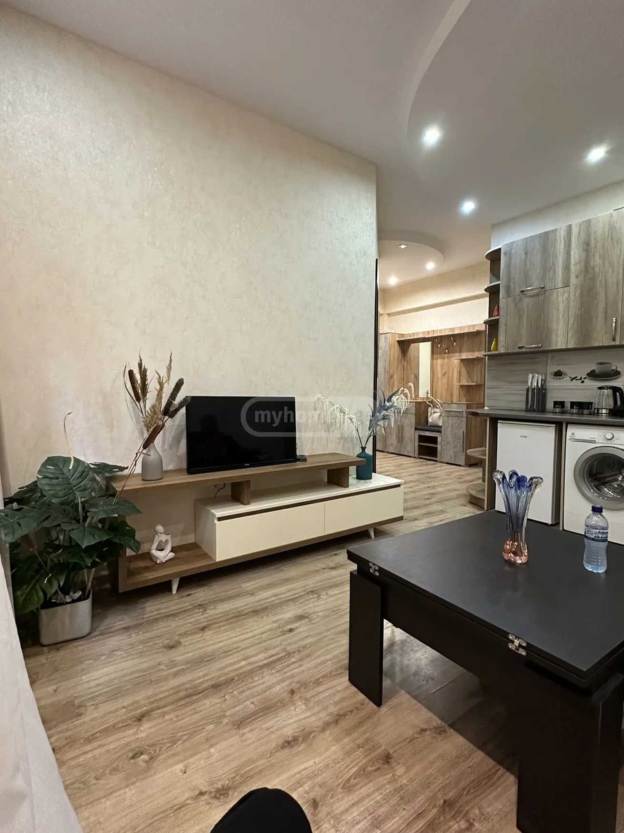 Politkovskaya St (jikia st.) 3 - 2 rooms