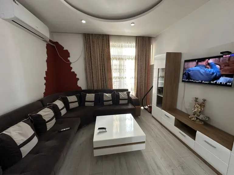 Marshal Archil Gelovani Ave. - 3 rooms