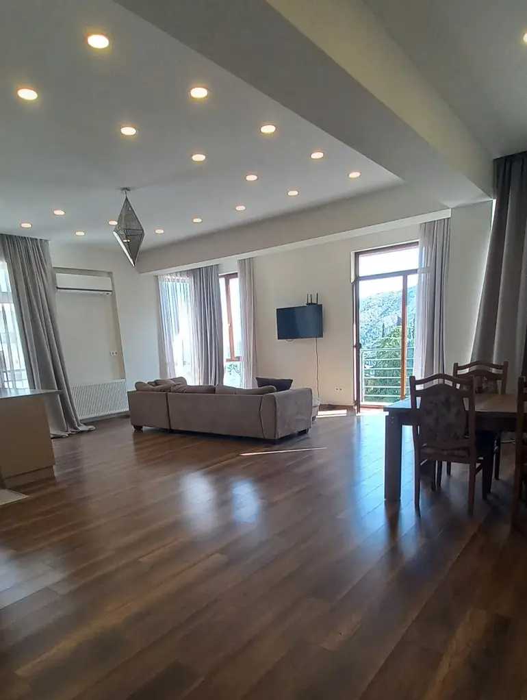 krtsanisi st. - 3 rooms