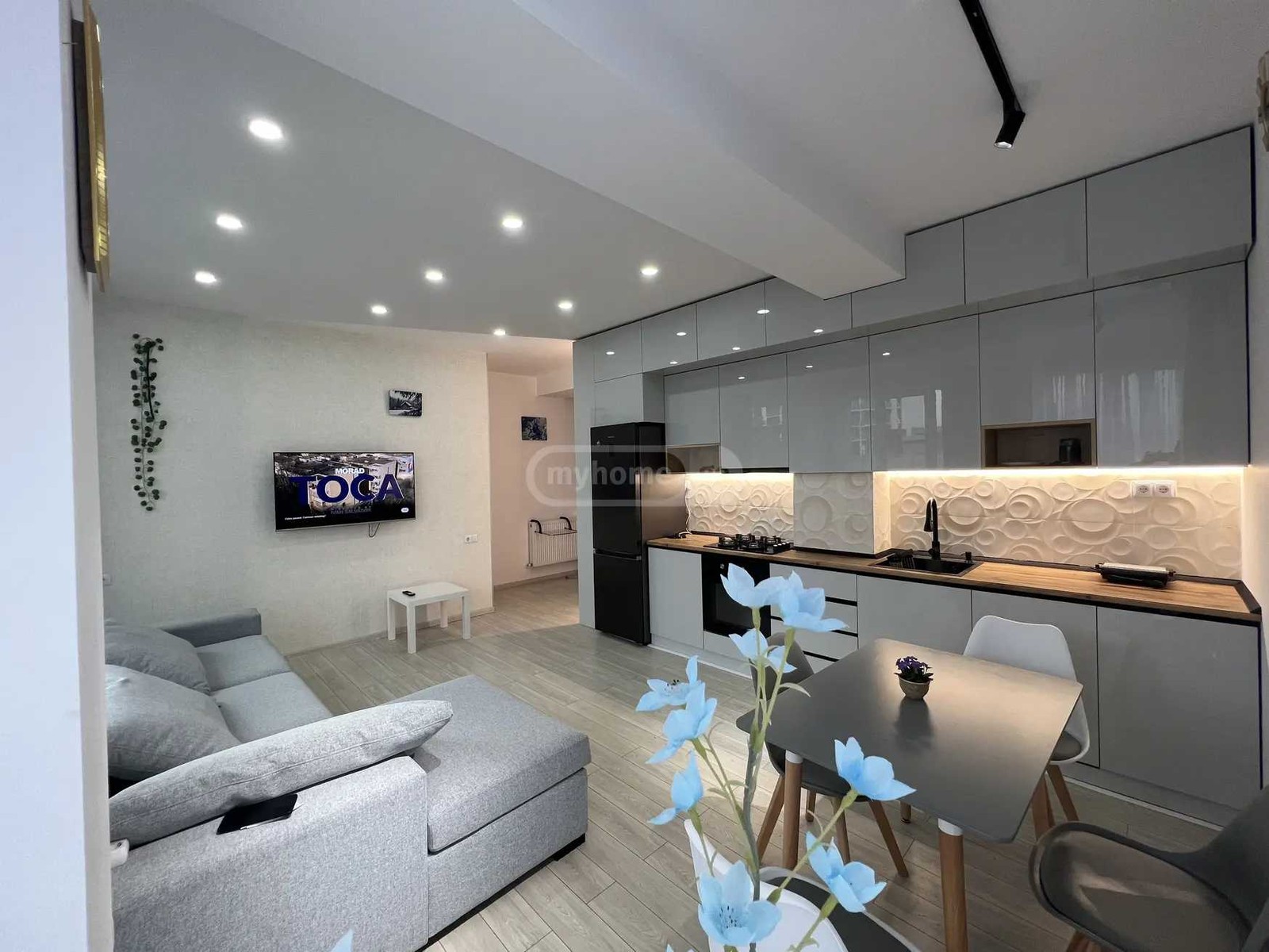 gagarin st. - 3 rooms