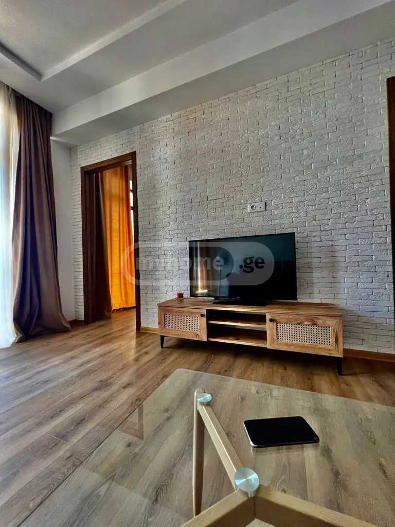 Holbruki st. 4 - 4 rooms