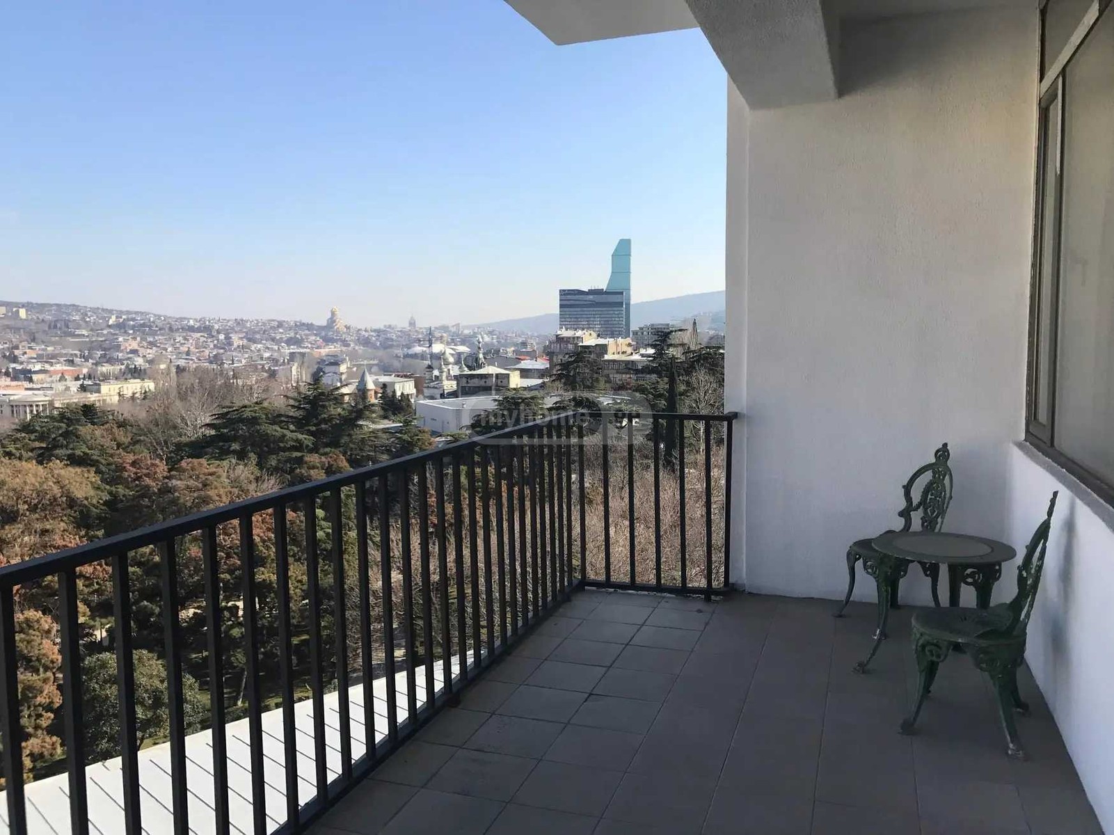 kostava st. - 6 rooms