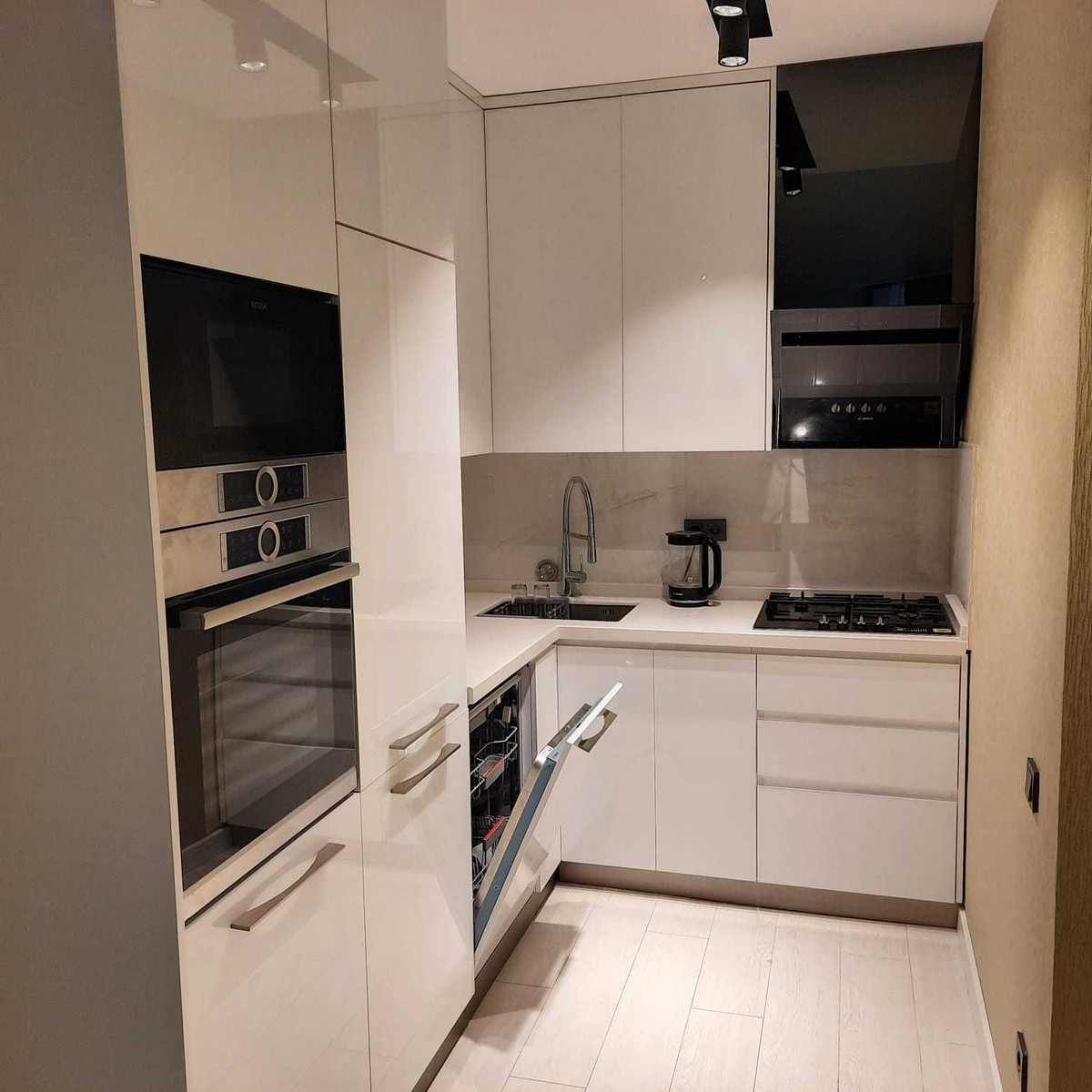 Lech and Maria Kaczynski street 25 - 2 rooms