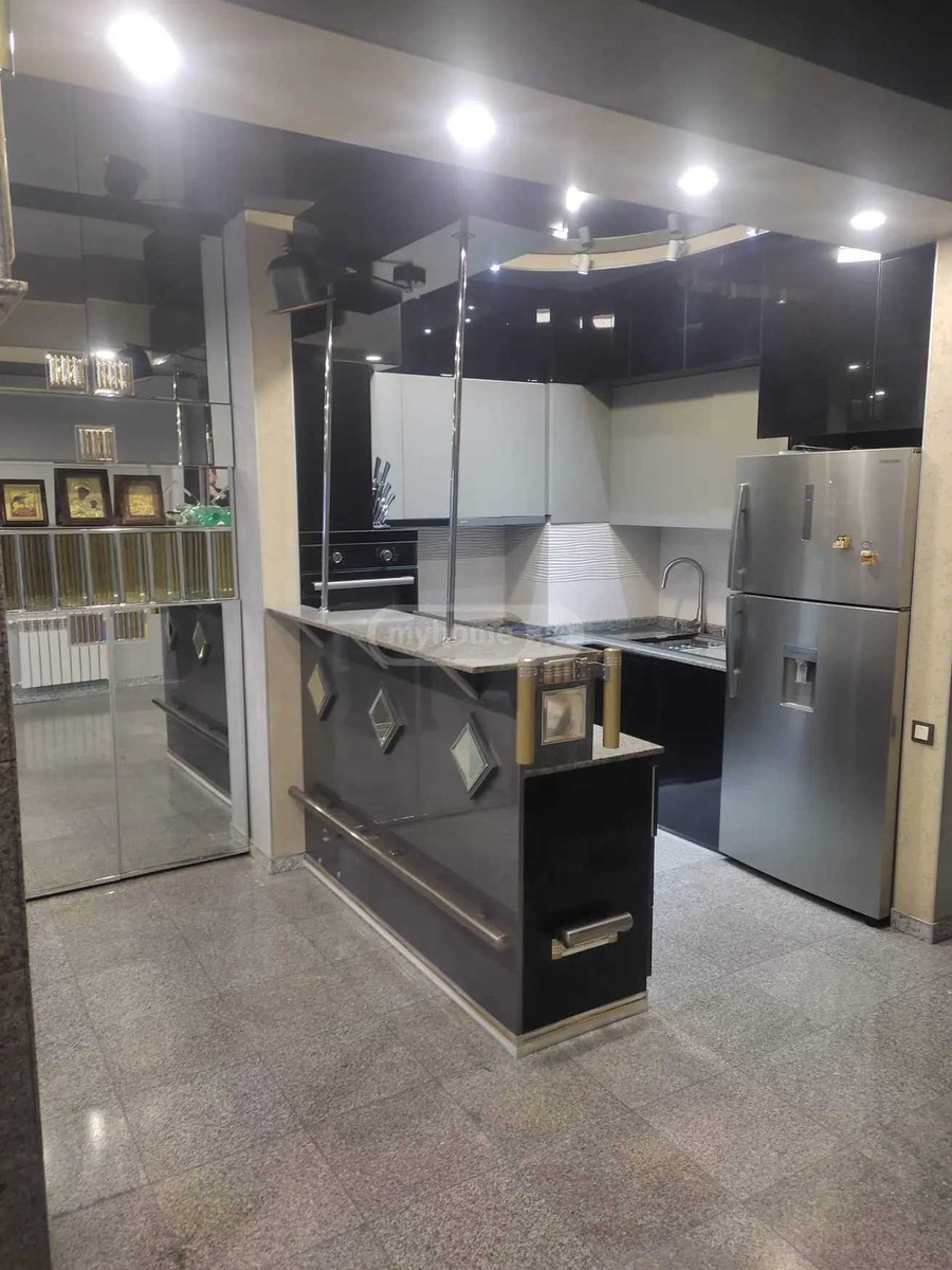 a.wereTlis avenue - 3 rooms