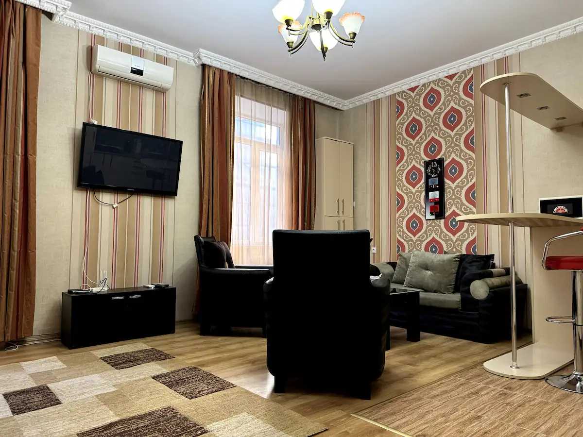 griboedov st. 20 - 2 rooms