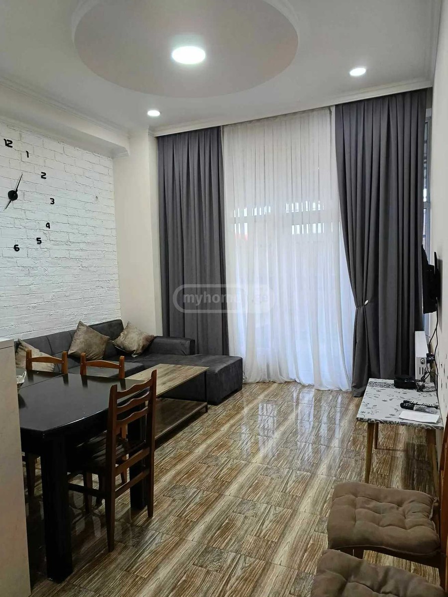 kupradze st. 20 - 3 rooms