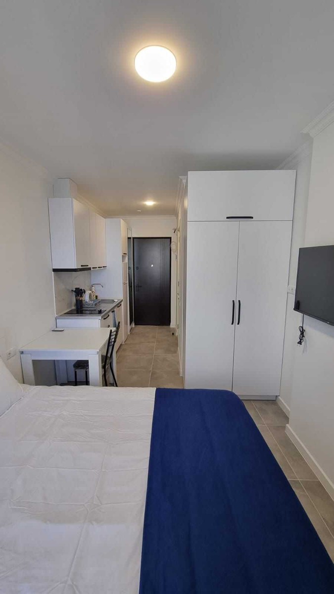 4 - 2 rooms