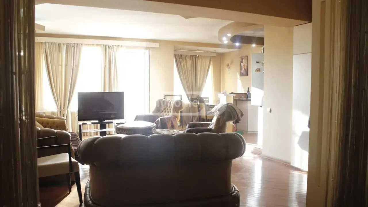 Ts. Dadiani st. (nadzaladevi) - 3 rooms