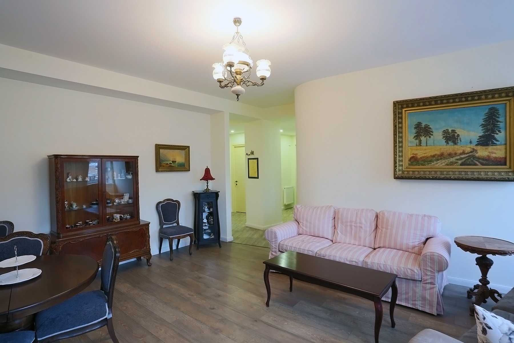 kuchishvili st. 18 - 3 rooms