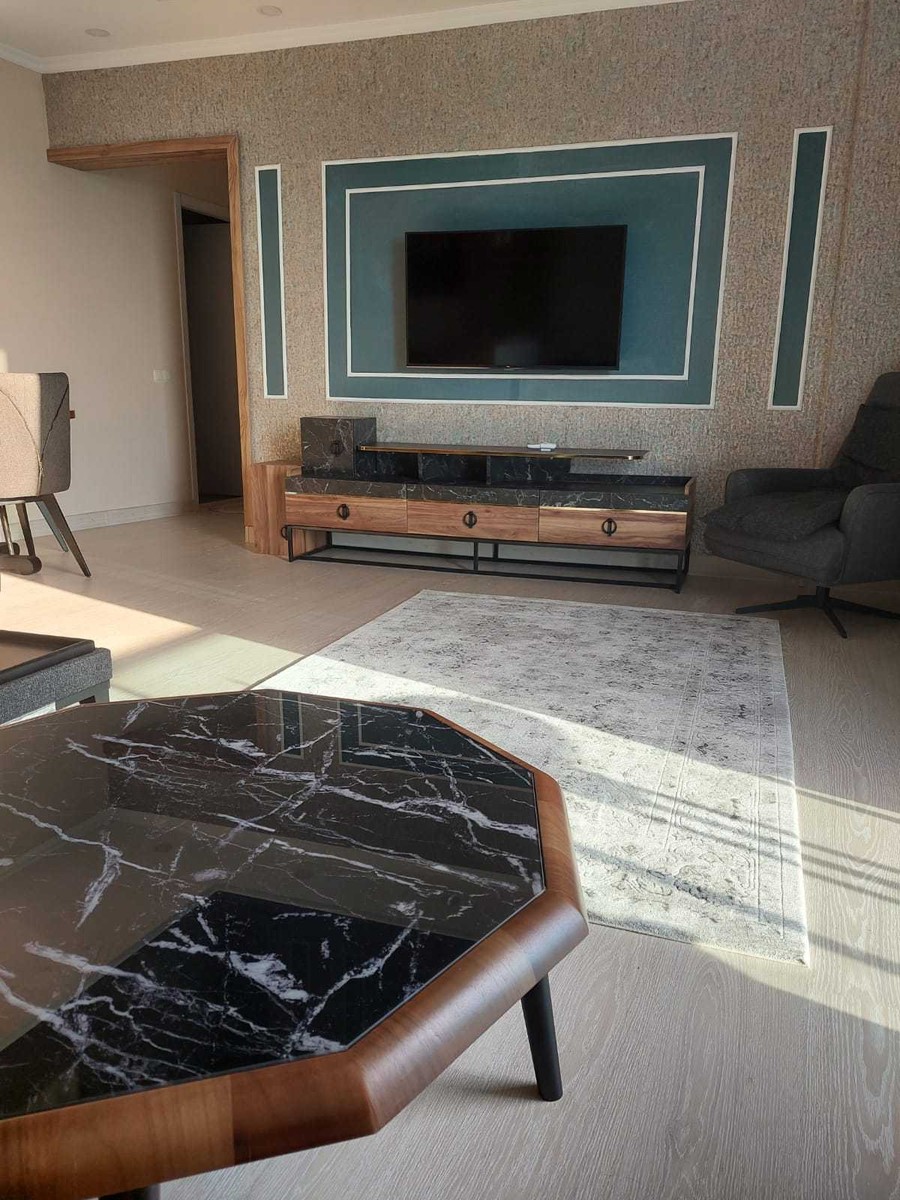 Lech and Maria Kaczynski street 1 - 3 rooms