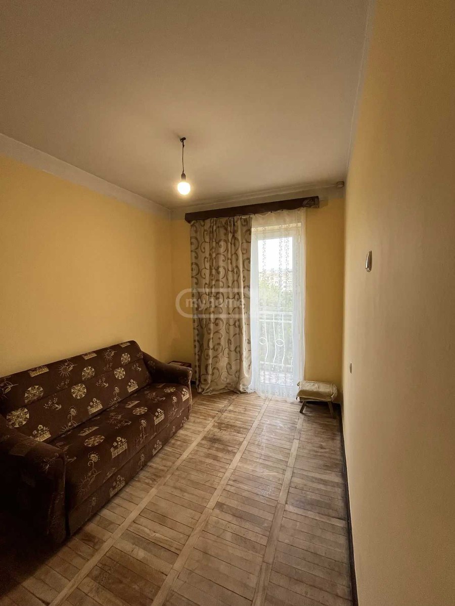 III Microdistrict - Gldani - 3 rooms