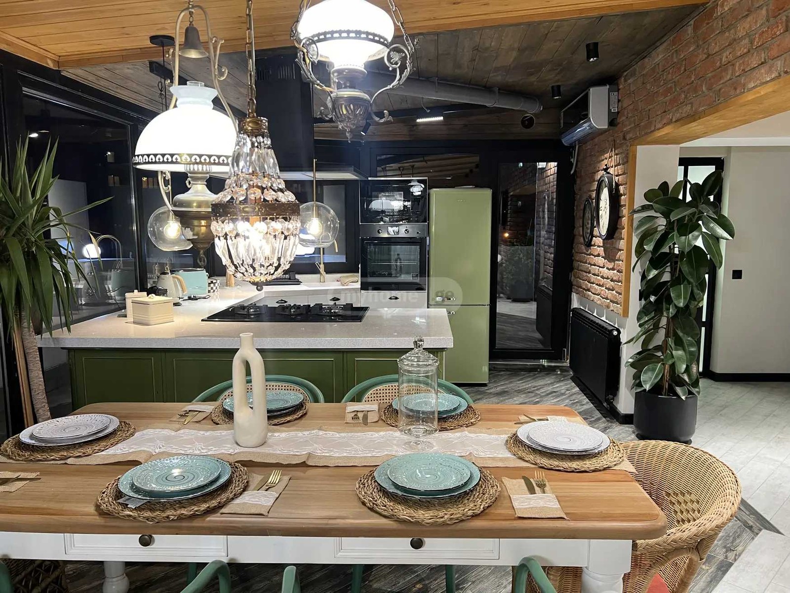 nucubidze II plato - 3 rooms