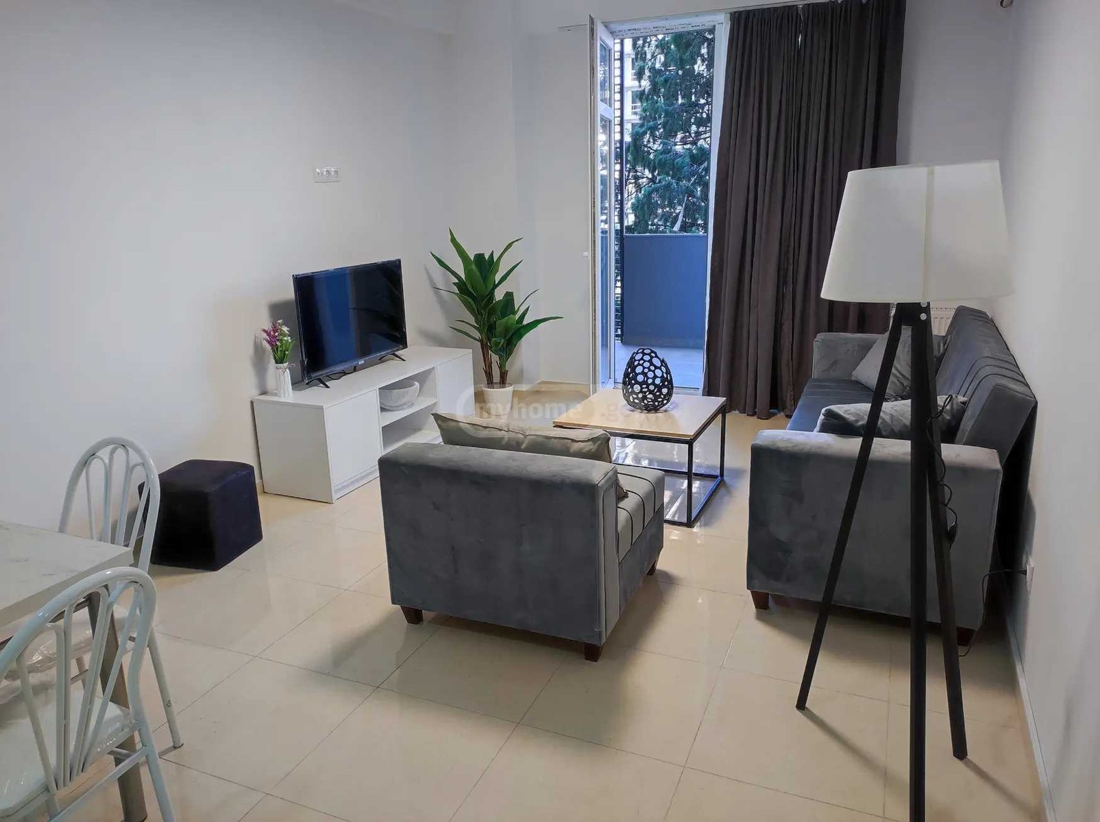 navtlugi st. - 3 rooms