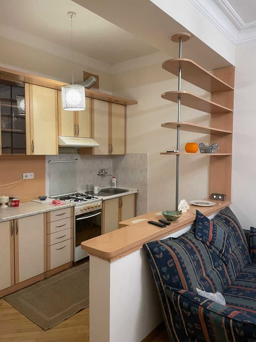 janashia st. - 3 rooms