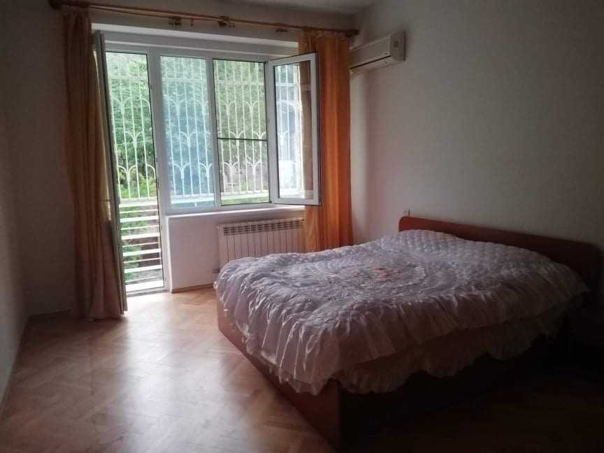 t. tabidze st. - 4 rooms