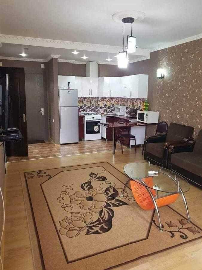 4 - 2 rooms