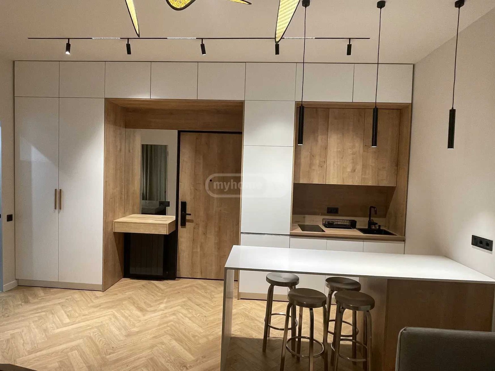 zandukeli st. - 2 rooms