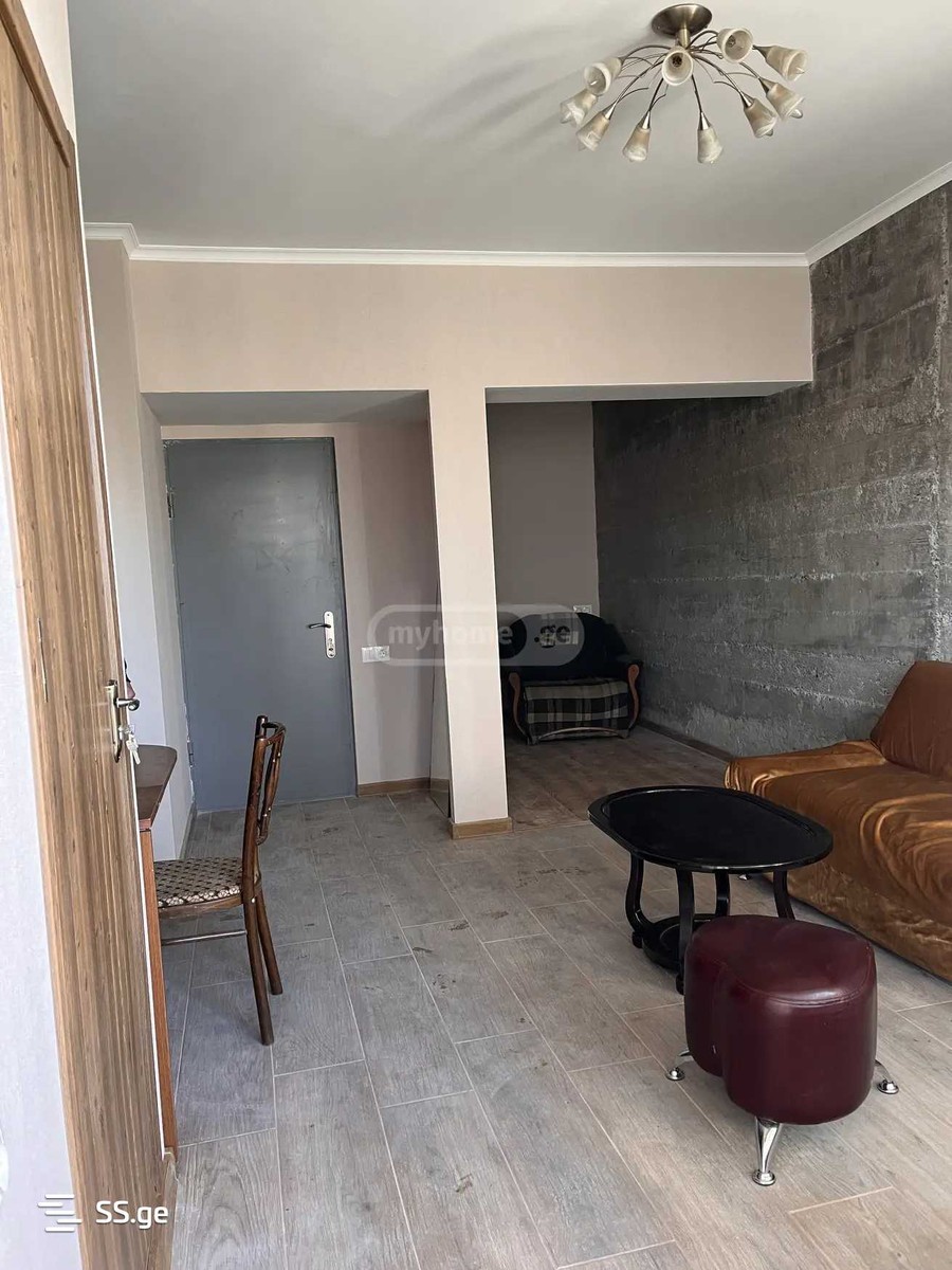 d. gamrekeli st. 10 - 2 rooms
