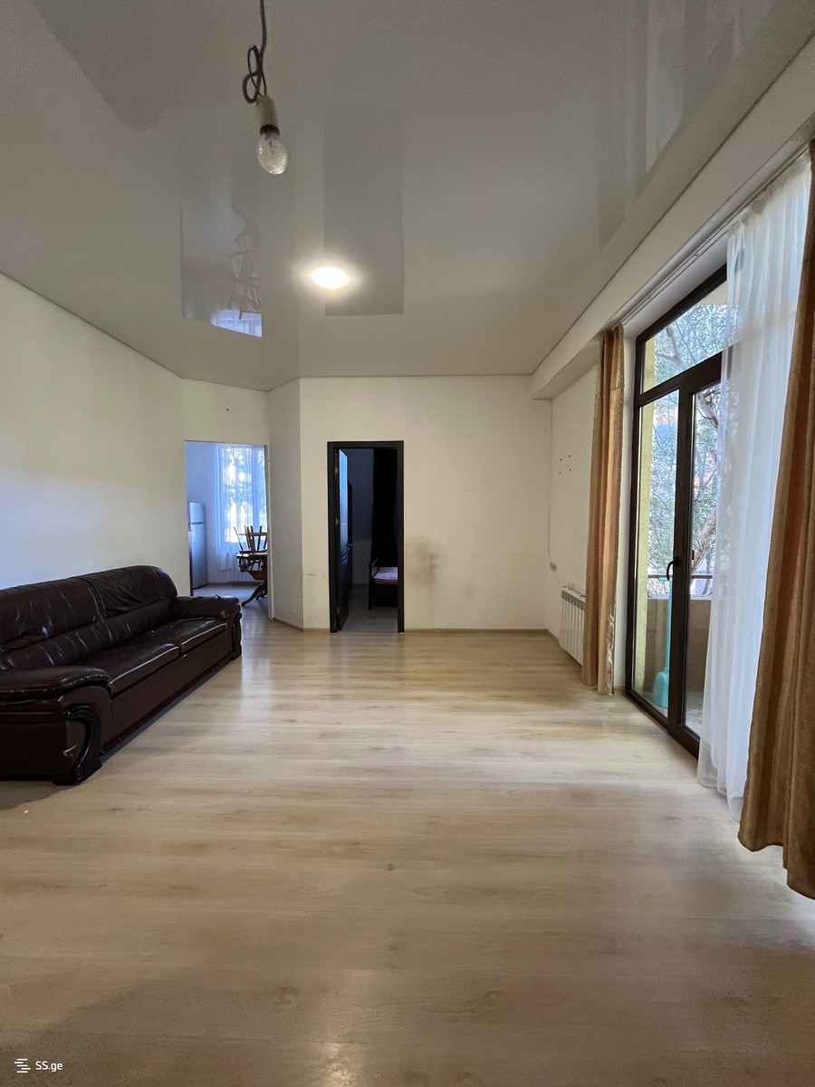 Mirian Mephe st. 79 - 2 rooms