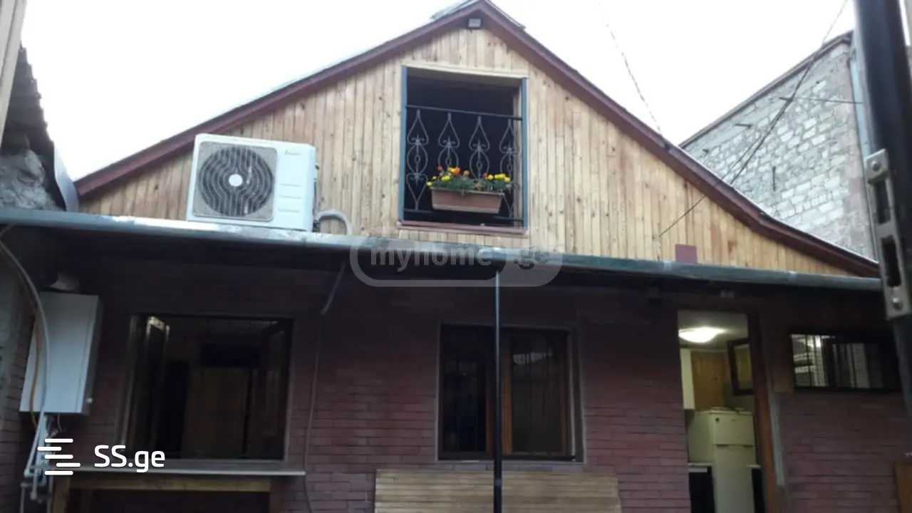 bolnisi st. 4 - 6 rooms