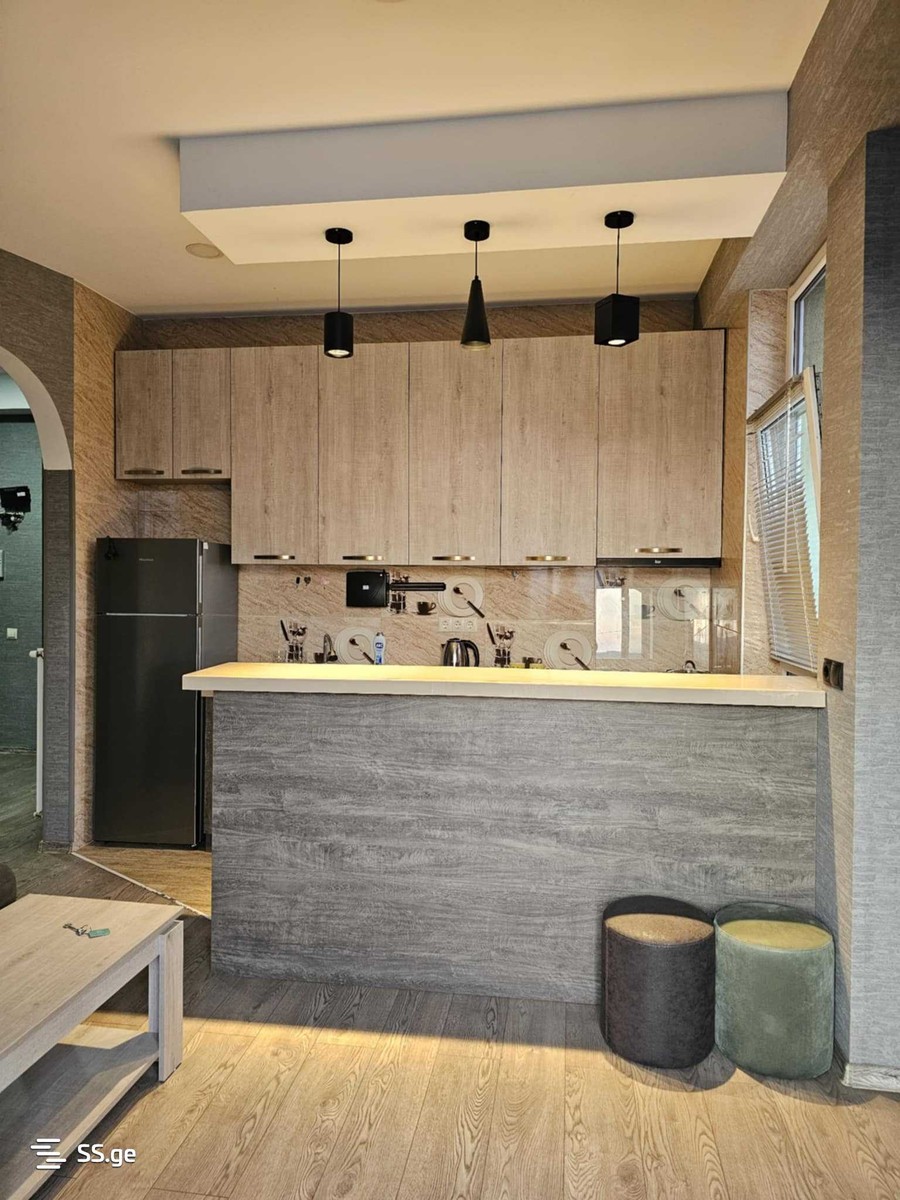 chkondideli st. 70 - 3 rooms