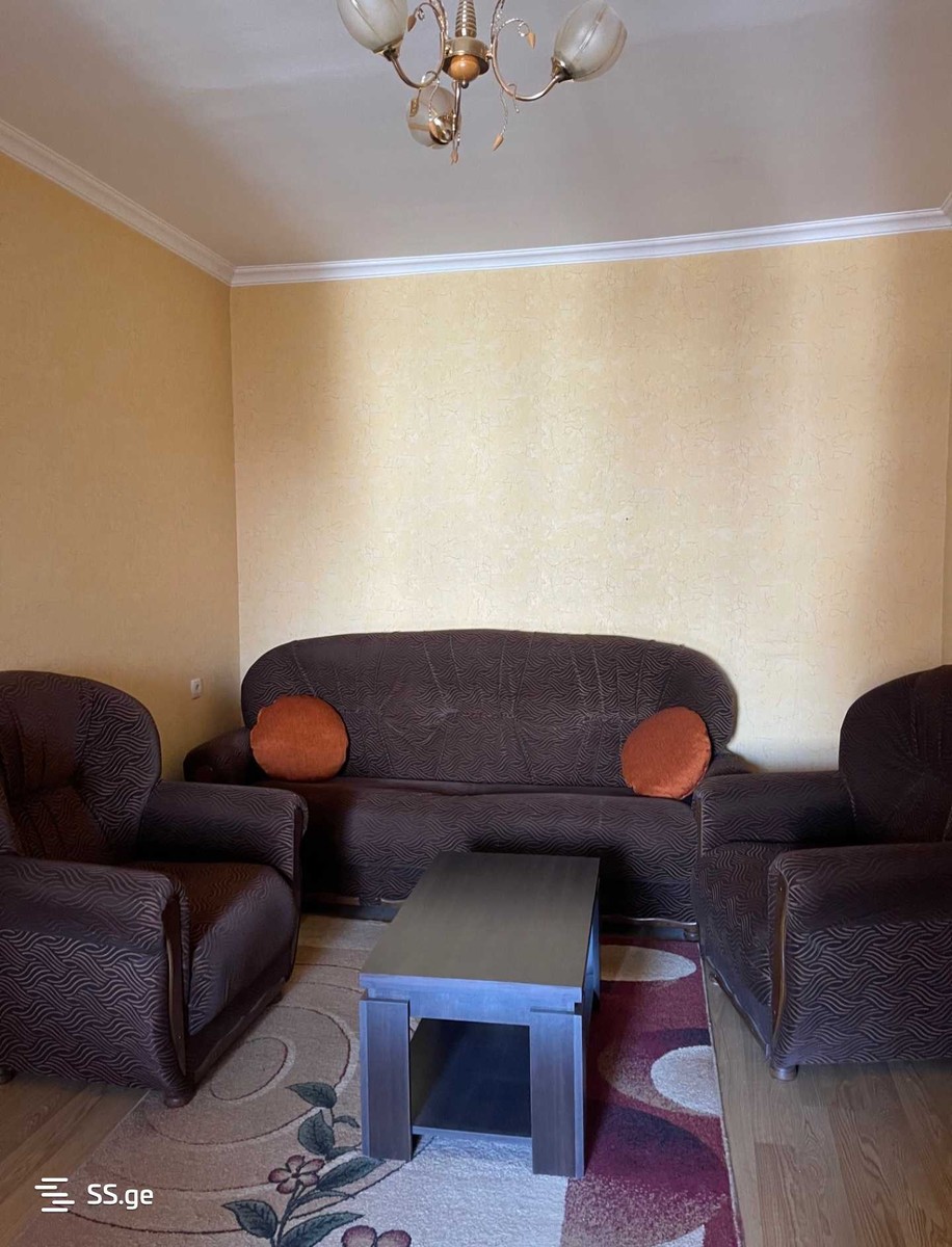 III Microdistrict - Gldani  71 - 3 rooms