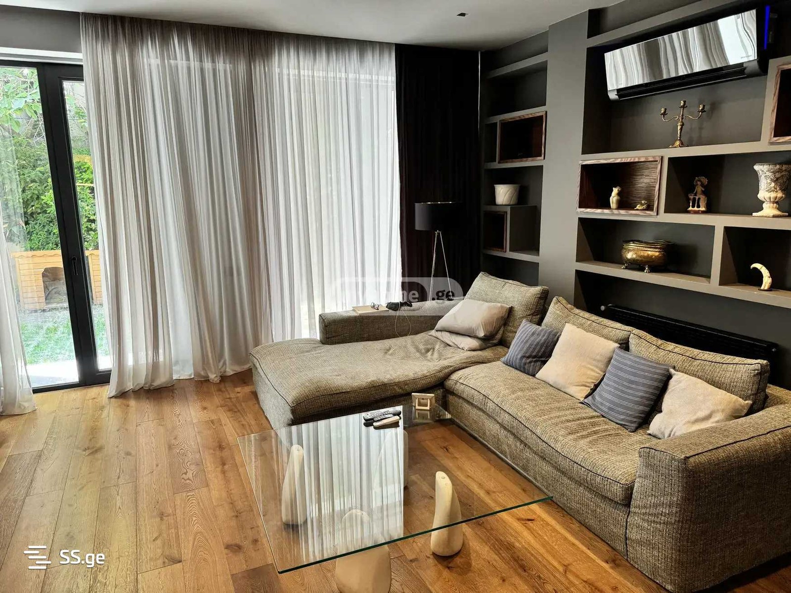 gr. mukhadze st. - 3 rooms
