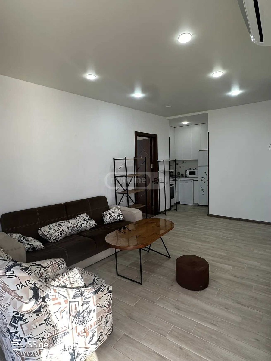 Sh. Inasaridze St. 7 - 3 rooms