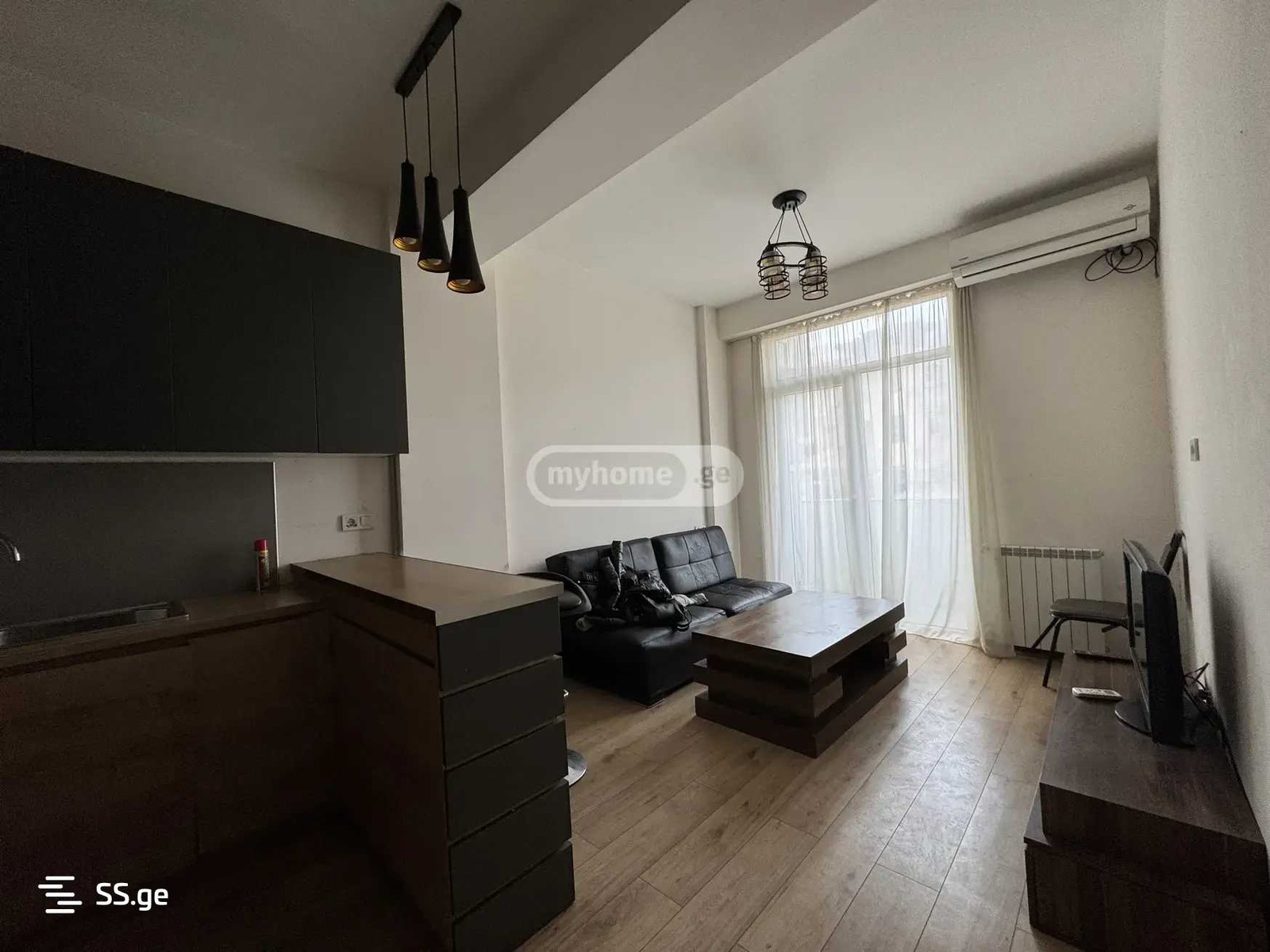 a.wereTlis avenue - 3 rooms