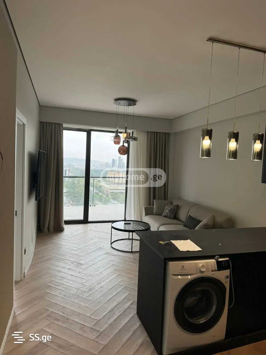 universiteti st. - 3 rooms