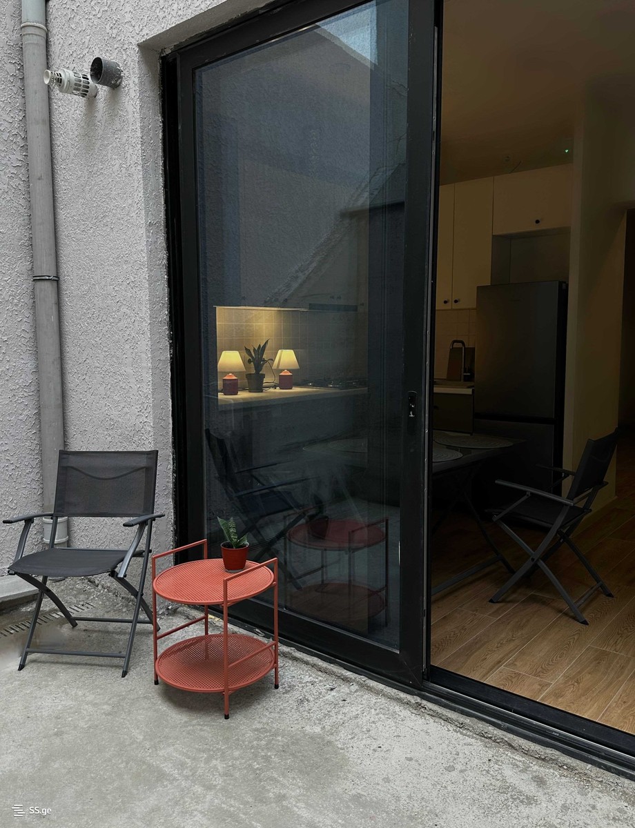 Giorgi Danelia st. - 2 rooms
