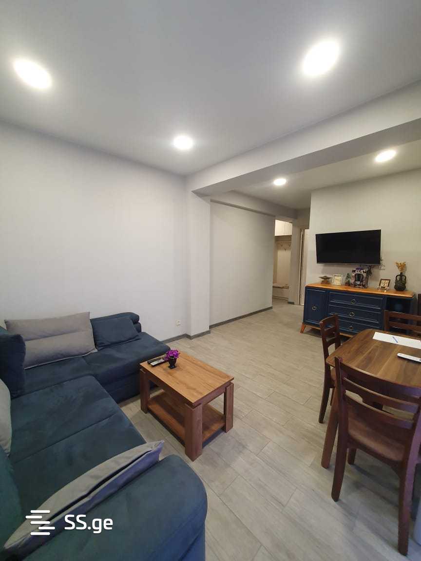 17 Shindiseli gmiri st. 9 - 2 rooms