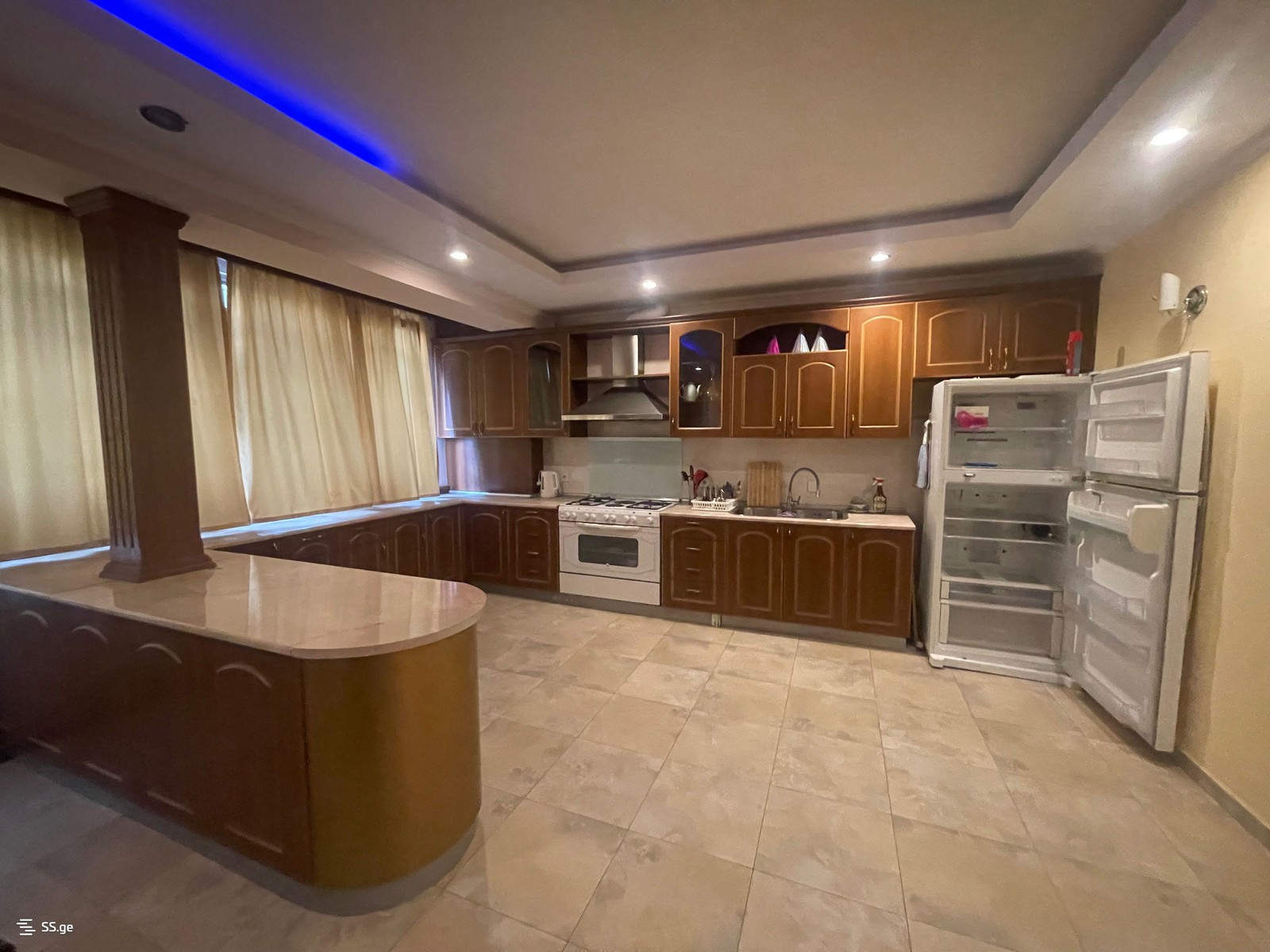 gagarin st. - 6 rooms