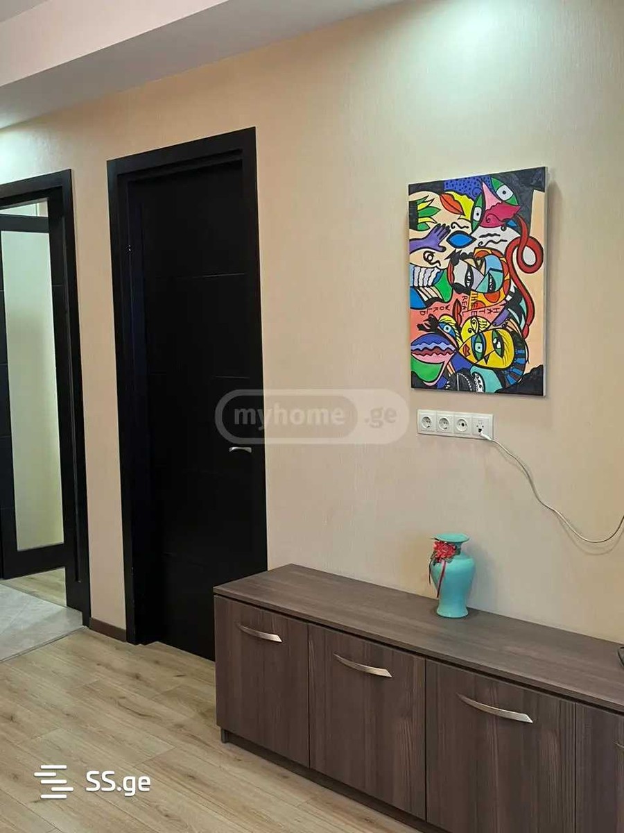 O.Lortkipanidze st. - 3 rooms