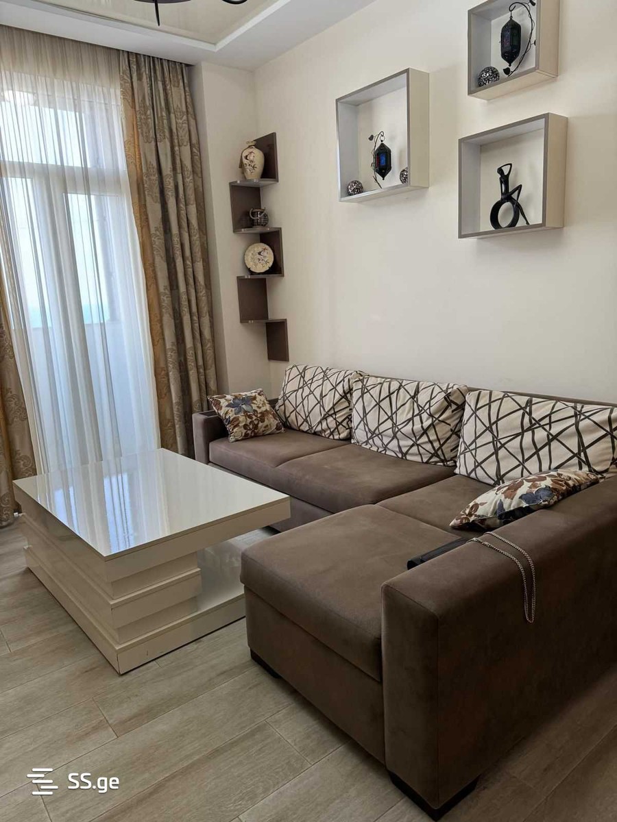 94 - 3 rooms