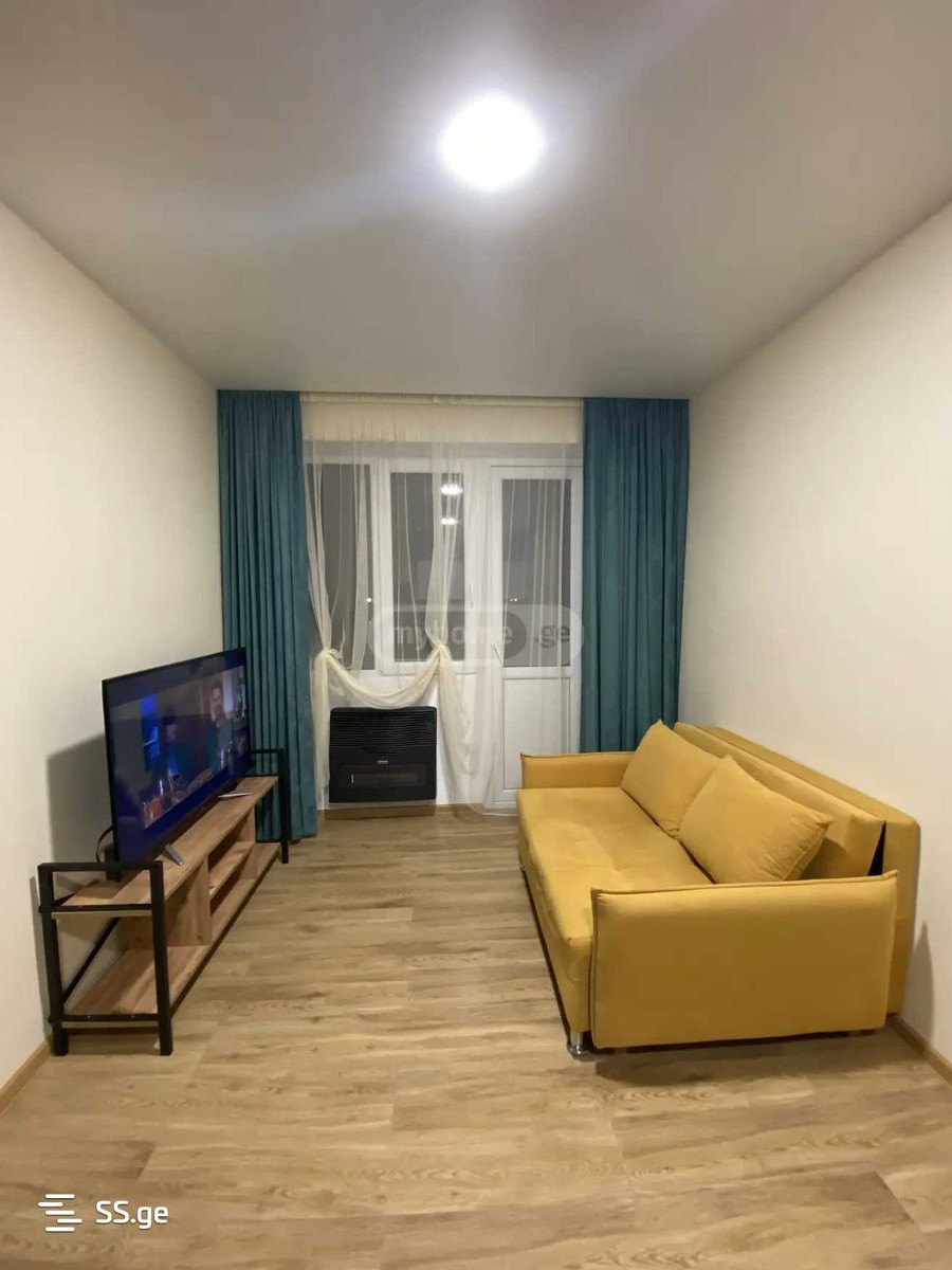aglazde st. - 1 rooms