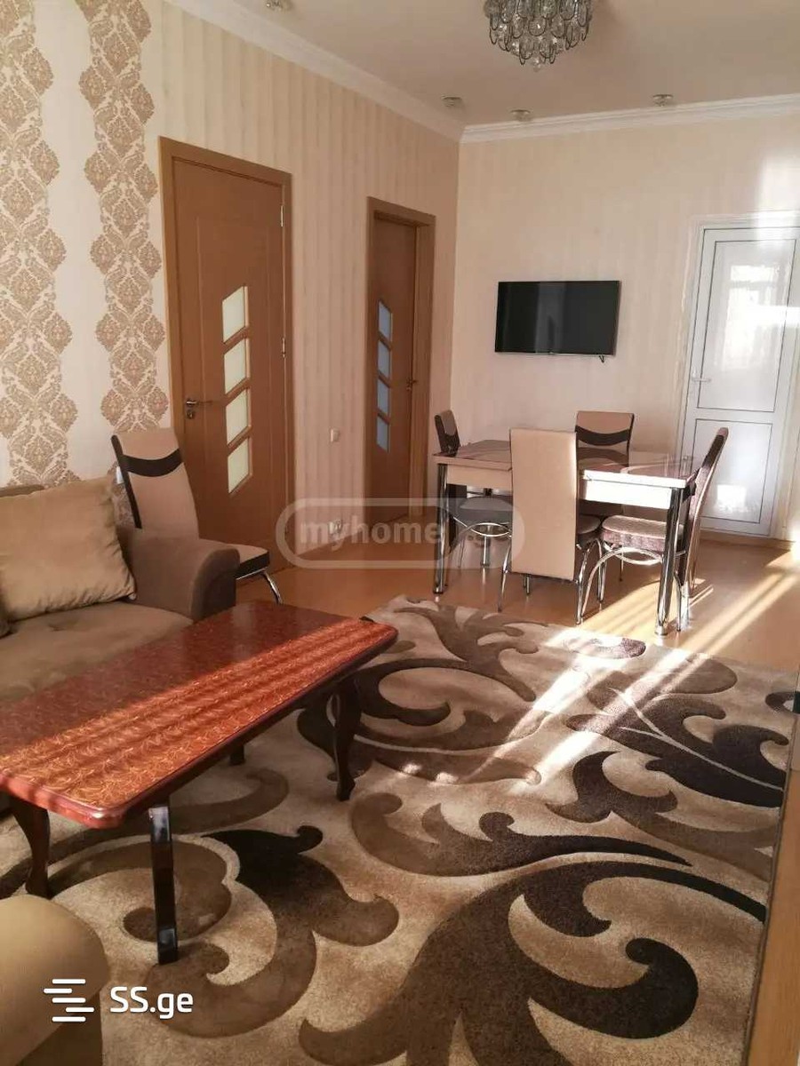 kaloubani st. 8 - 3 rooms