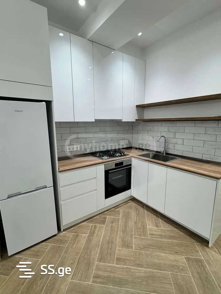 Bob walsh st. - 3 rooms