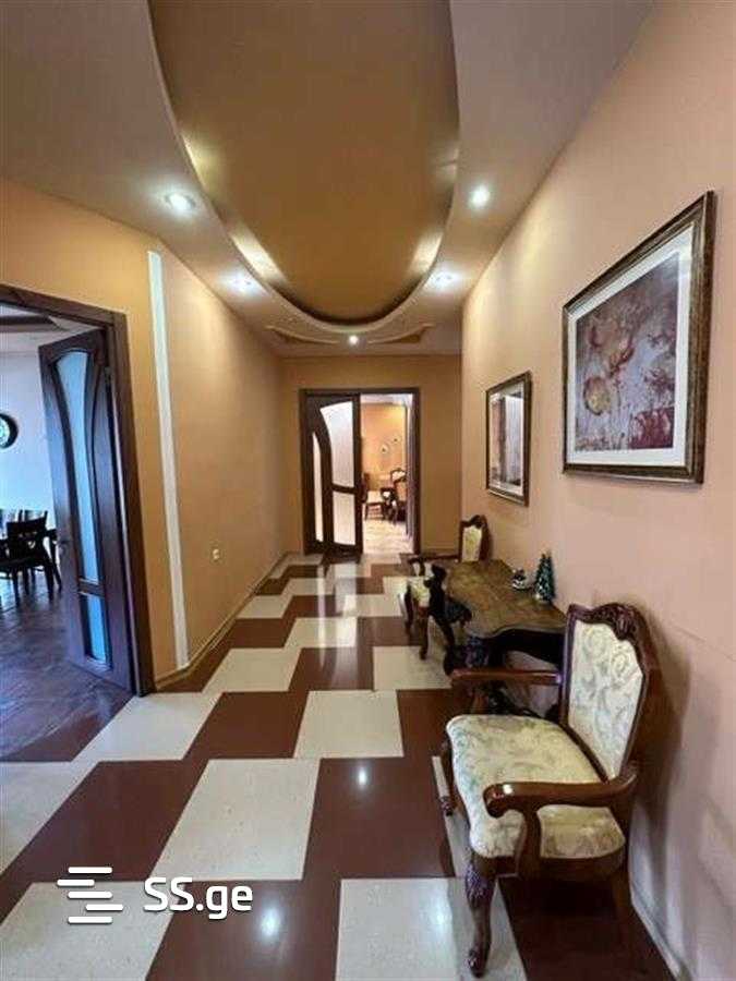 barnovi st. 49 - 5 rooms