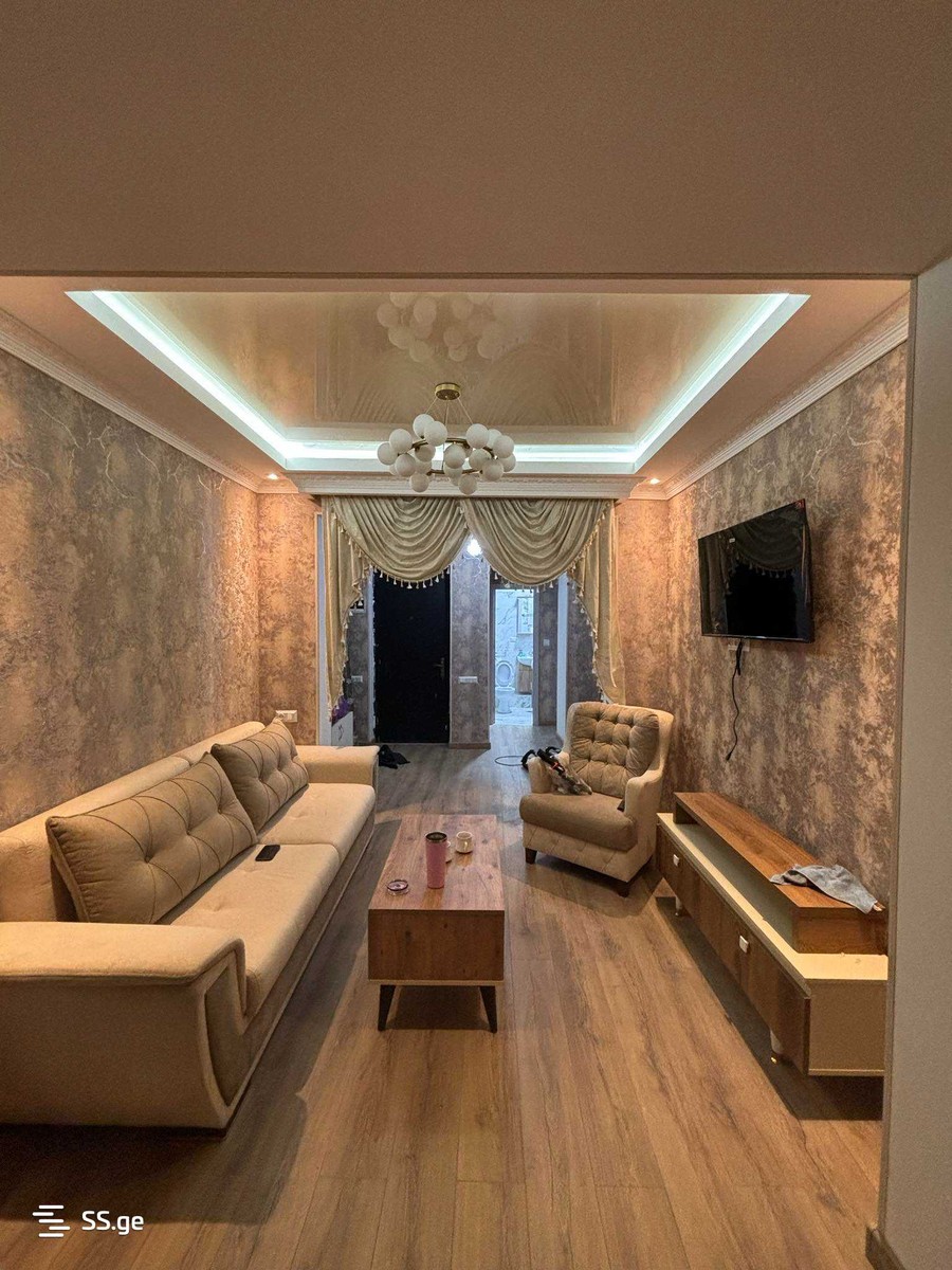 11 - 3 rooms