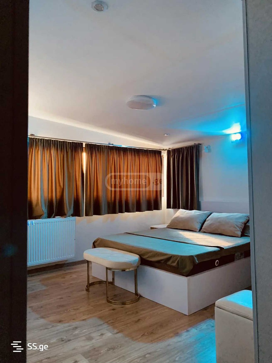 David Agmashenebeli st. - 1 rooms