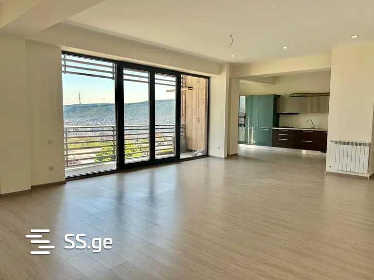 Lisi st. - 6 rooms