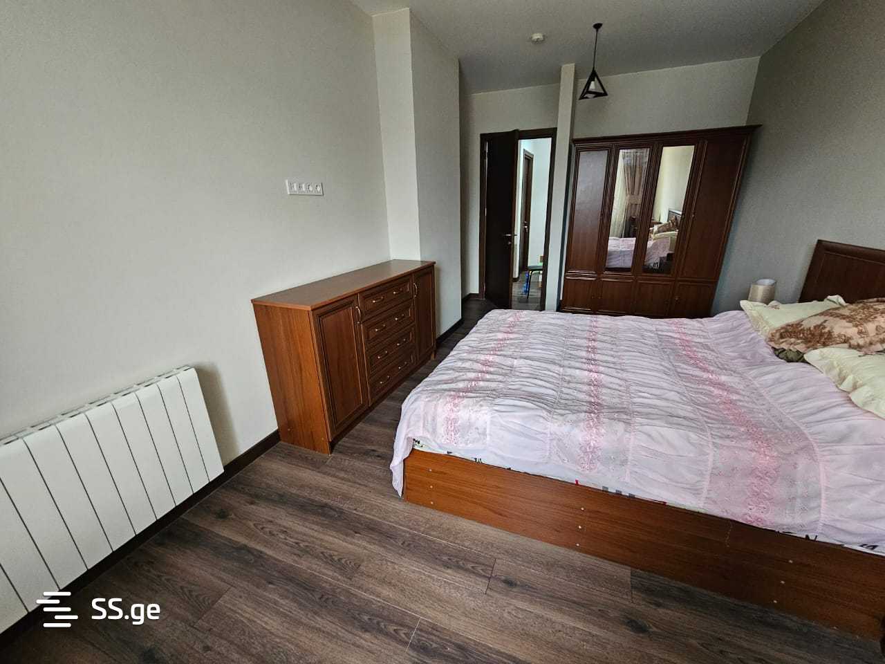 Marshal Archil Gelovani Ave. 1 - 4 rooms